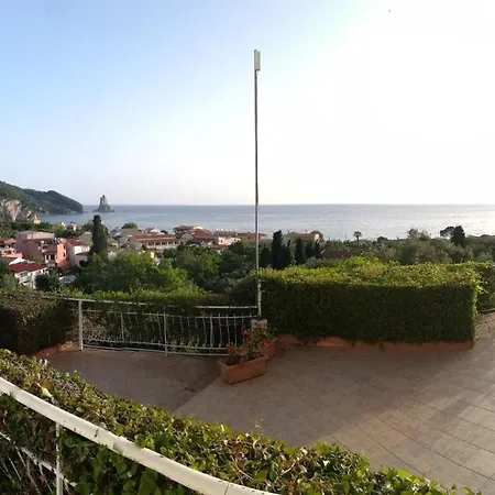 Holidays Collection Agios Gordios (Corfu)